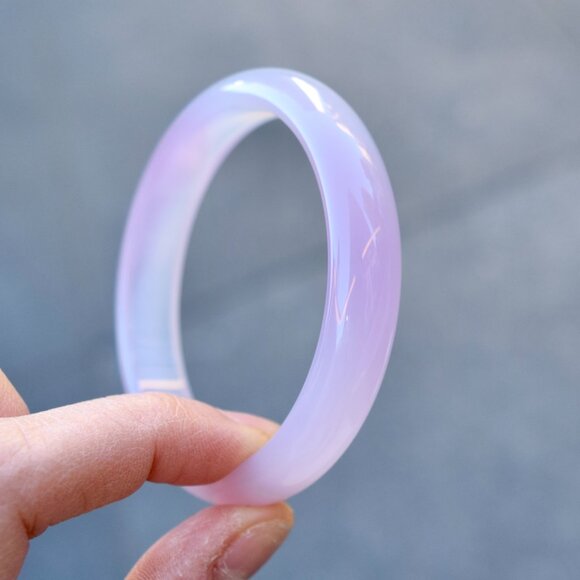 【SOLD】55.9 mm- Agate Bangle Bracelet - Pink - Chinese Agate Bracelet - Picture 4 of 6